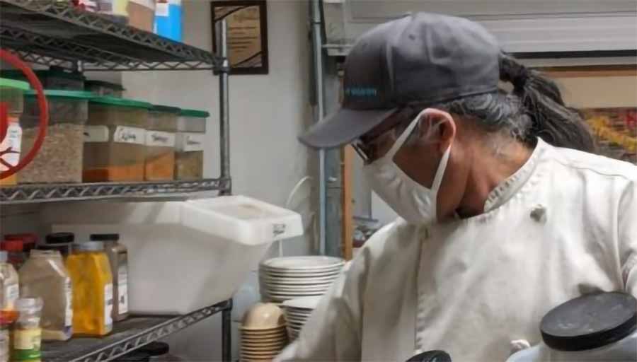 Lighthouse Mission pantry needs help. We need your gifts, your support, and your love in order to continue making a difference in the lives of the poor of our community.